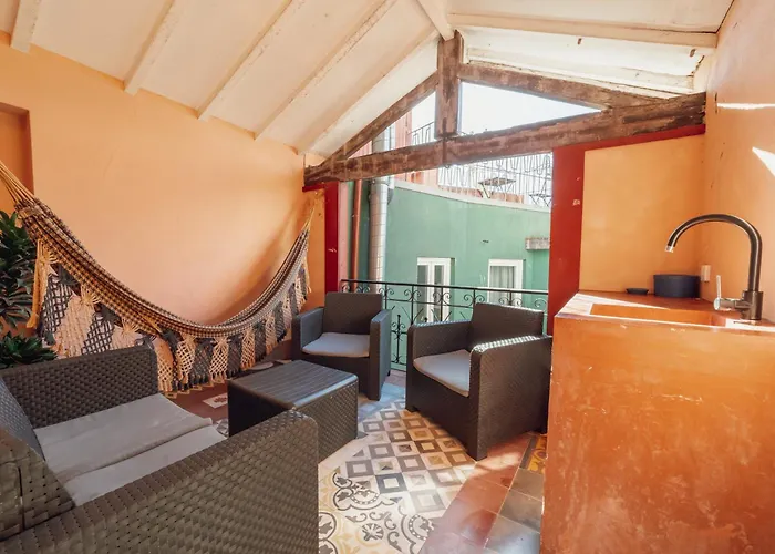 Historical Duplex By Hosty Apartmán Porto