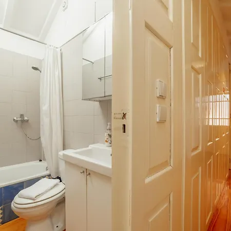 Historical Duplex By Hosty Appartement Porto